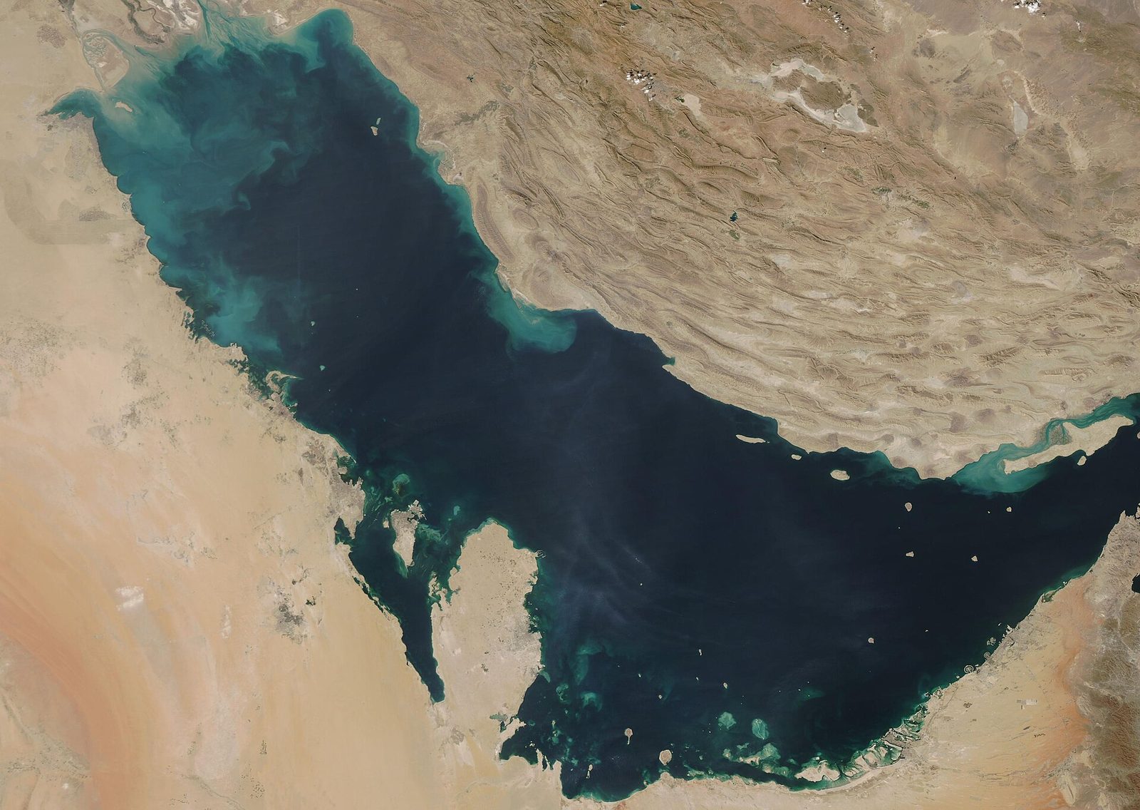 true-colour satellite image of the Persian Gulf showing coastlines